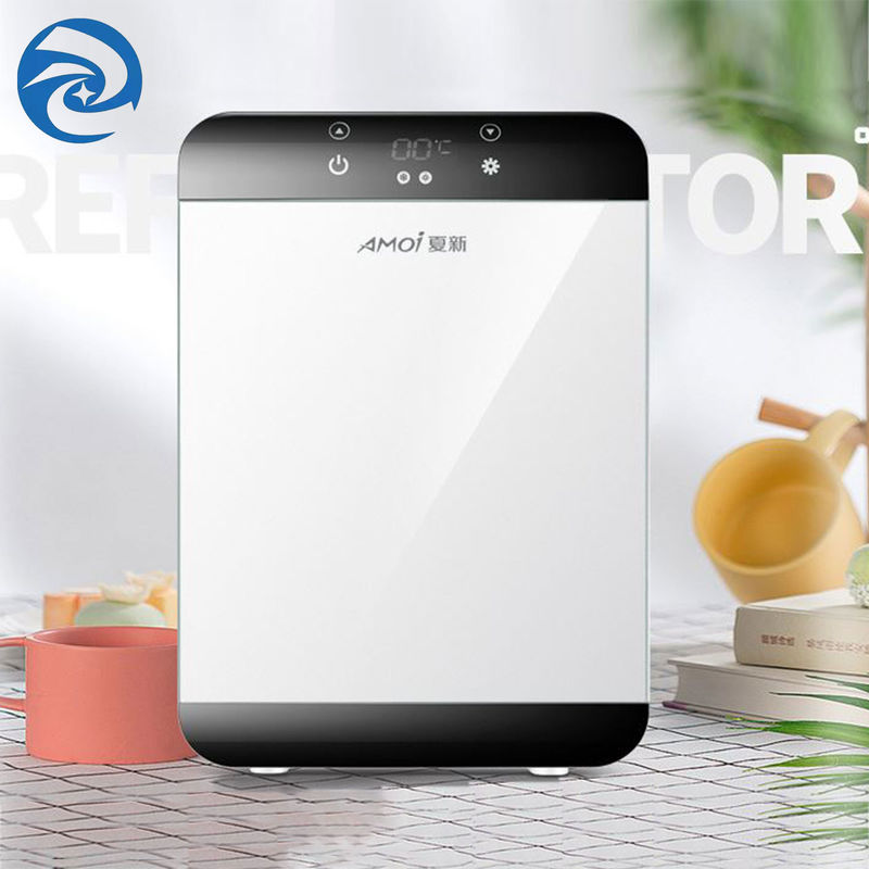 pés cúbicos de 12L 0,4 Mini Fridge With Freezer 50 a 60W para aquecer-se e refrigerar